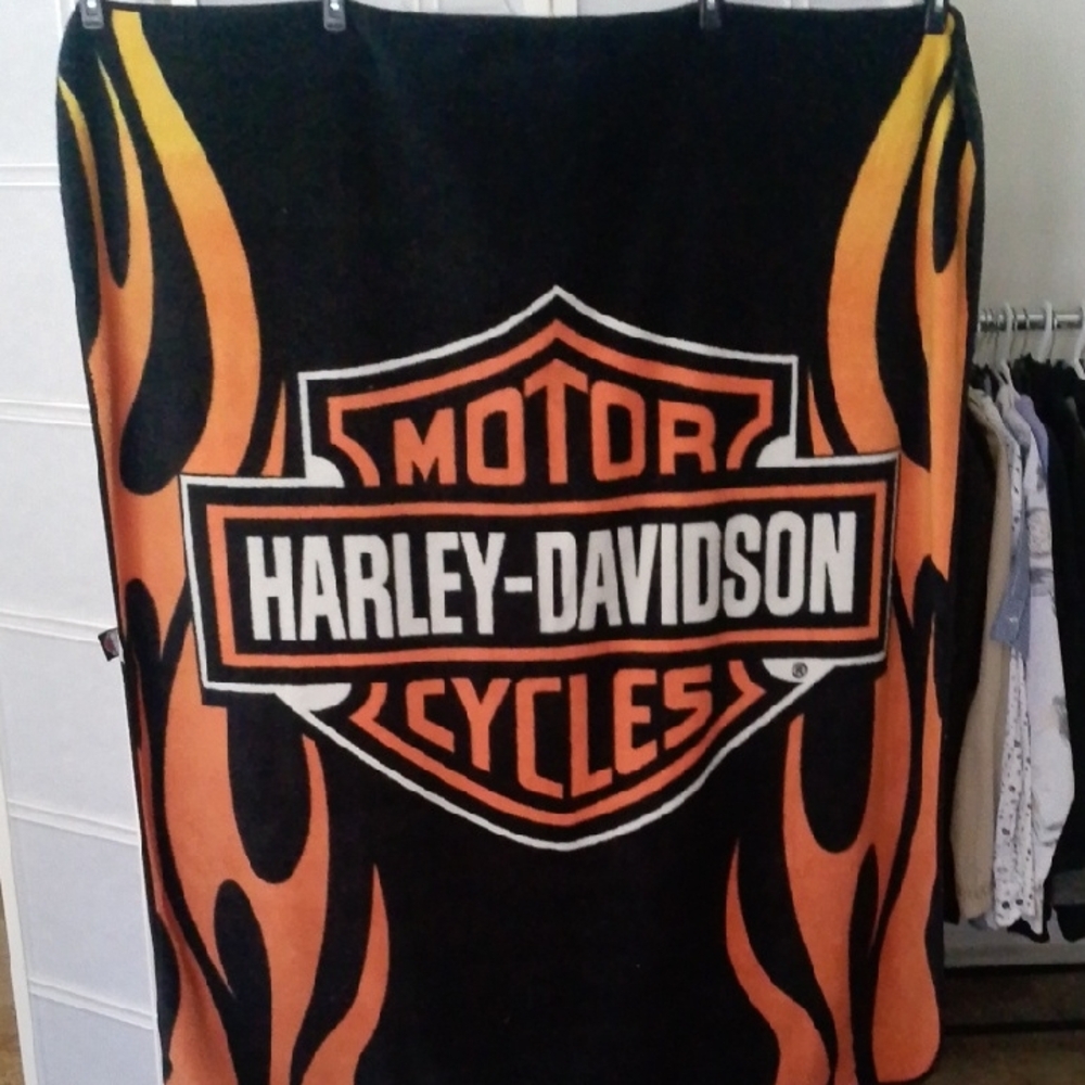 Harley-Davidson Black Fleece Throw Blanket with Orange Flames